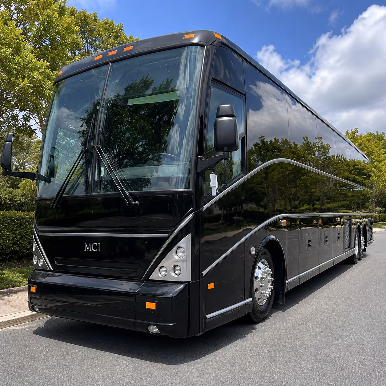 cardinals game day bus rentals to state farm stadium in glendale