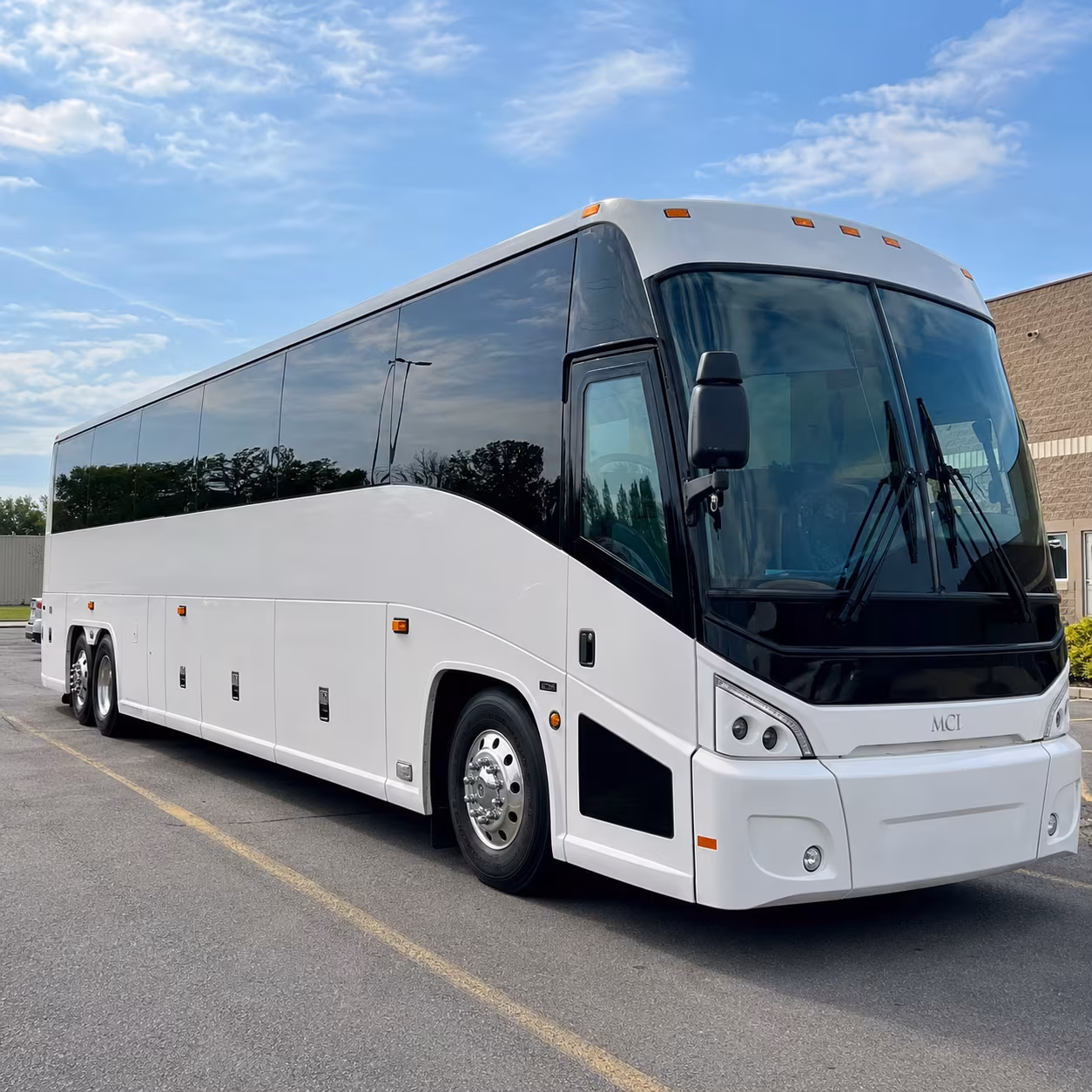 nascar race day transportation to phoenix raceway in avondale